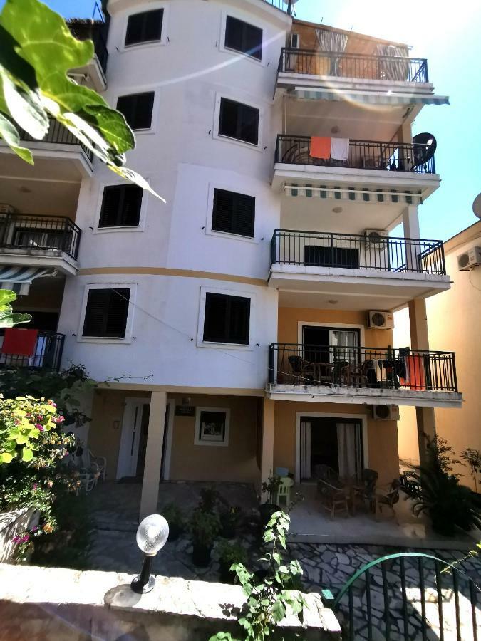 Apartments Rales Sveti Stefan Kültér fotó